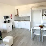 Les 3 Dauphins In Appartement *