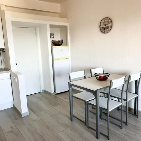 Les 3 Dauphins In Apartman