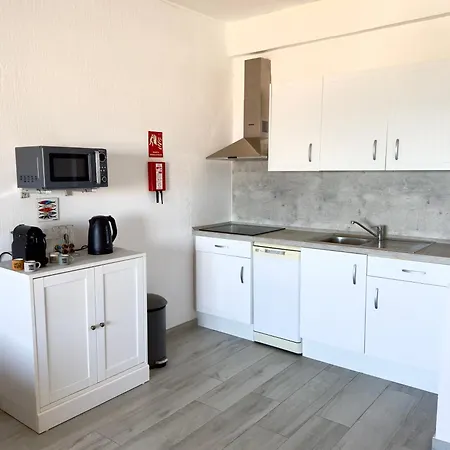 Apartment Les 3 Dauphins In Albufeira